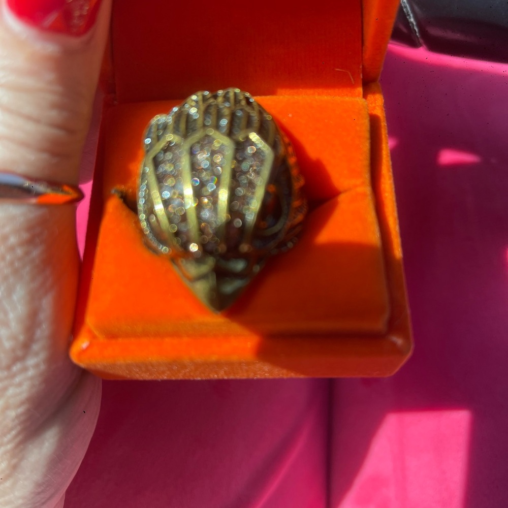 Kurt Geiger London Eagle Ring – Gold Tone – NEW 💎 - Picture 6 of 8